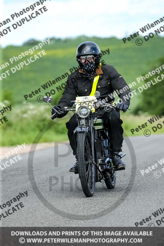 Vintage motorcycle club;eventdigitalimages;no limits trackdays;peter wileman photography;vintage motocycles;vmcc banbury run photographs